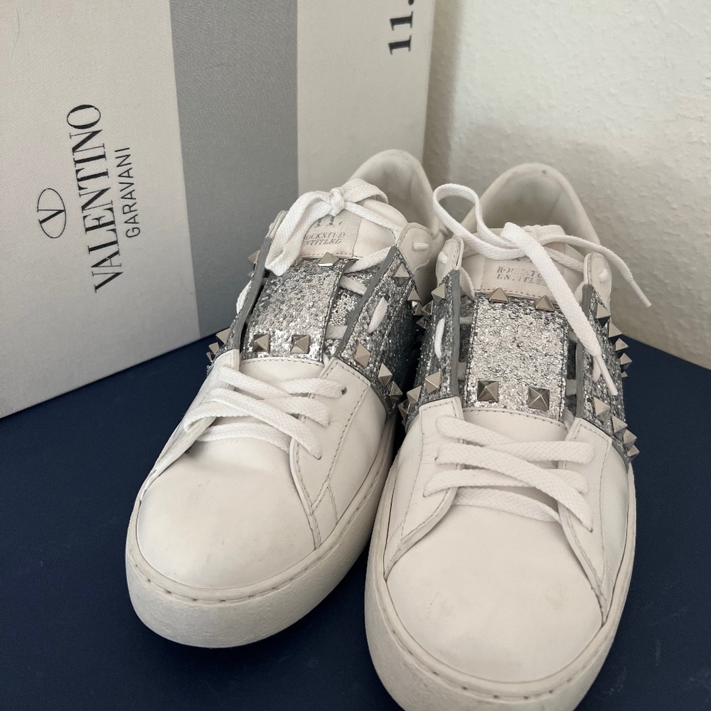 Authentic VALENTINO Rockstud Untitled  Leather Silver Glitter Women Sneakers